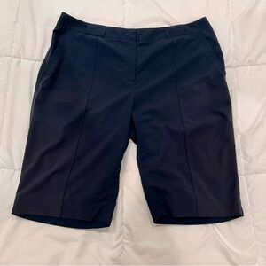 Cutter & Buck Navy Blue Bermuda Mens Shorts Athletic Style Size 14 or 44 EU